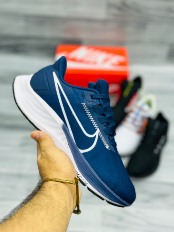 NK ZOOM PEGASUS 38 - Image 4